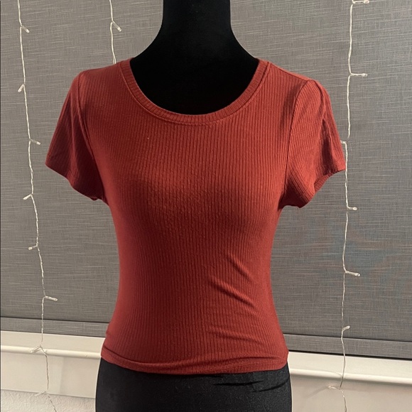 Rust Red Ribbed Women's Top - Picture 1 of 1